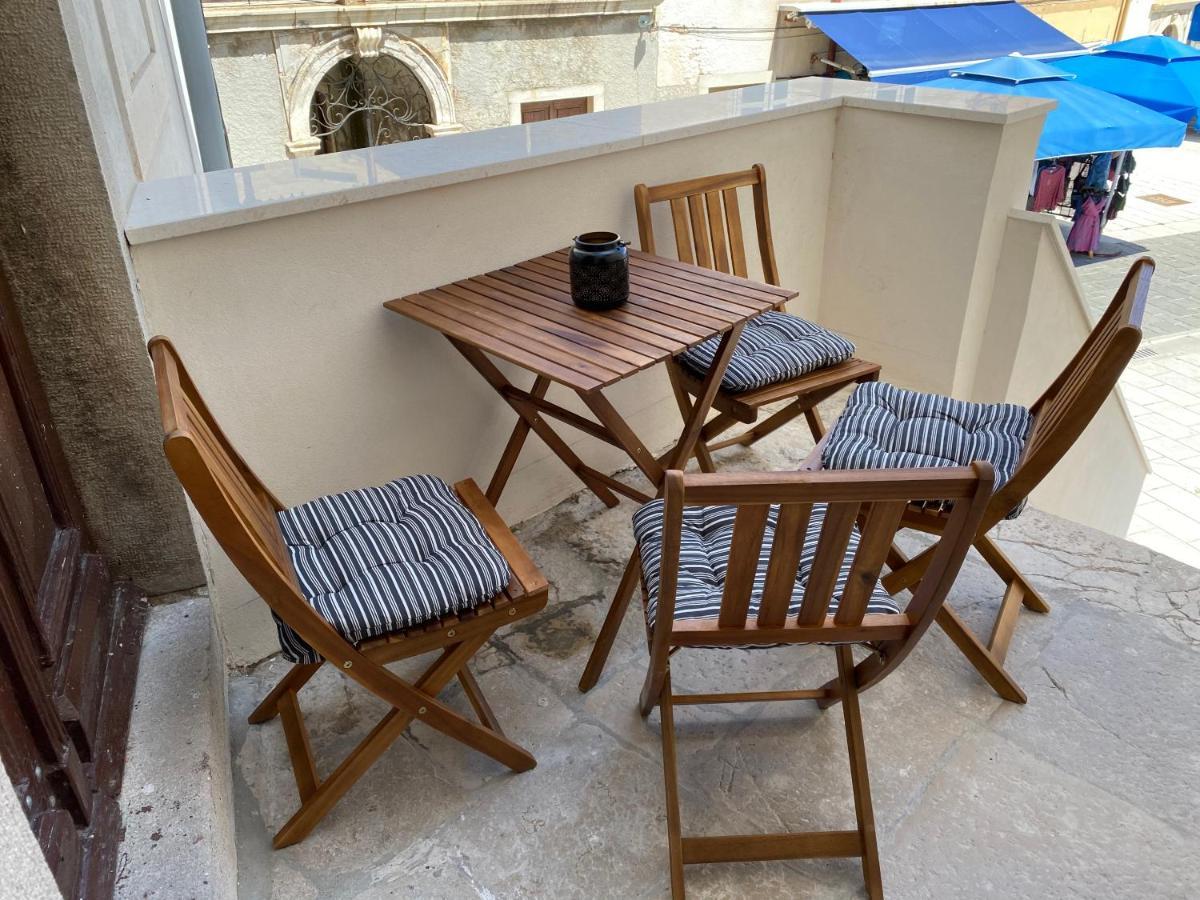 Apartment Augustini Црес Екстер'єр фото